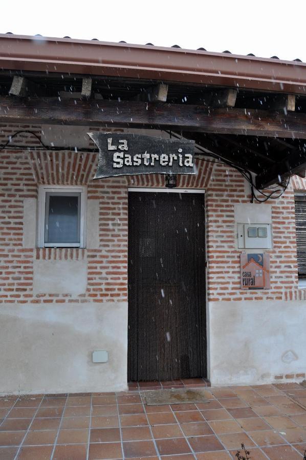 Casa Rural La Sastreria De Adanero Bagian luar foto